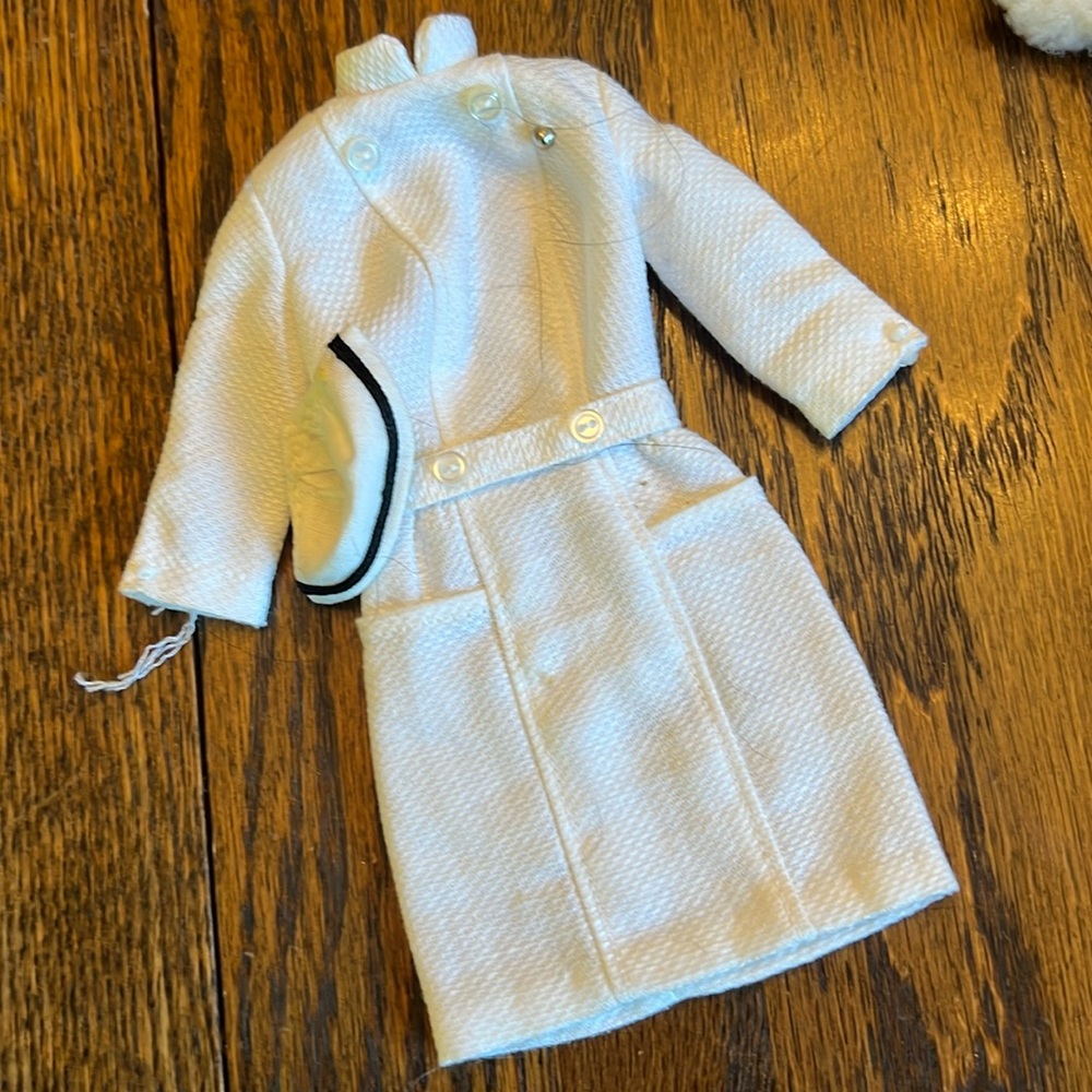 Doll clothes, fits Barbie
